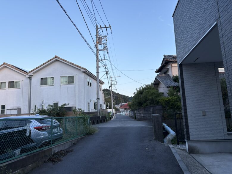 腰越