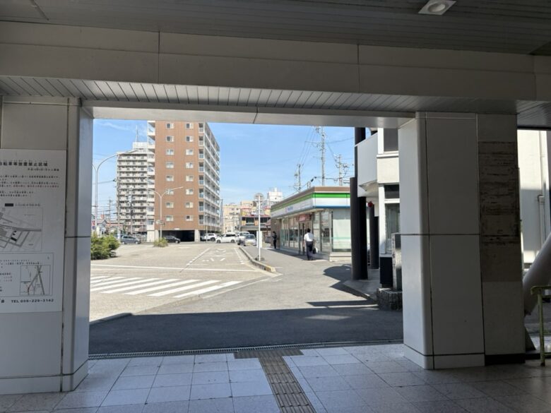 津新町駅