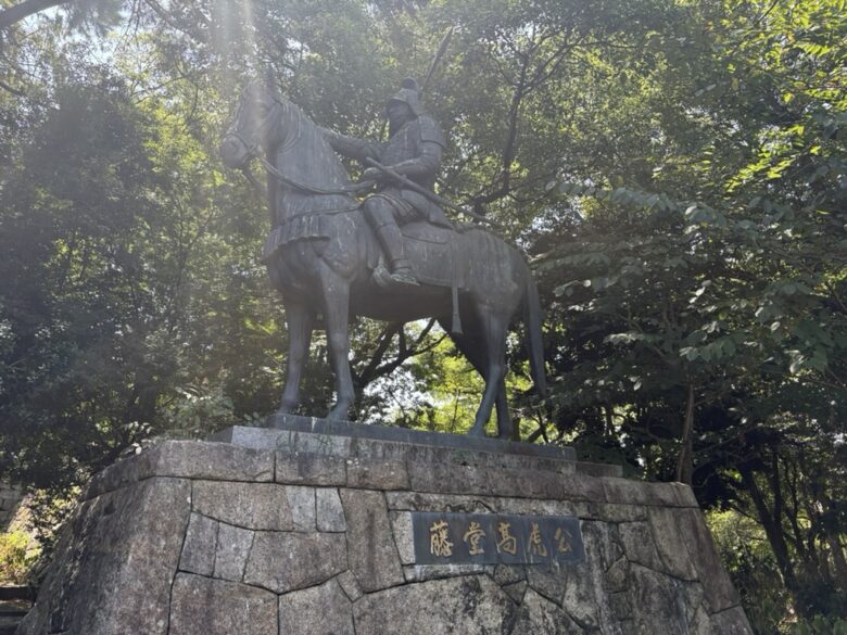 藤堂高虎公像