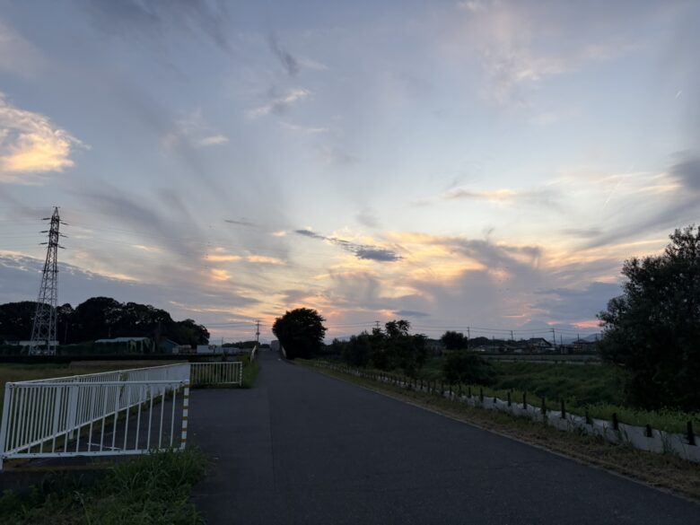 目久尻川沿い