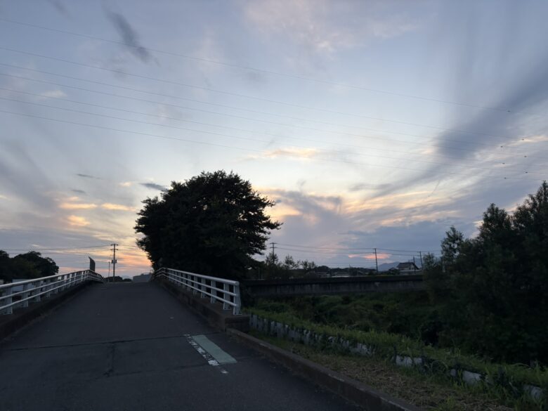 目久尻川沿い