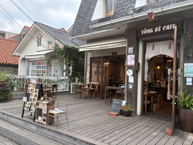 「SÔNG BÉ CAFE」
