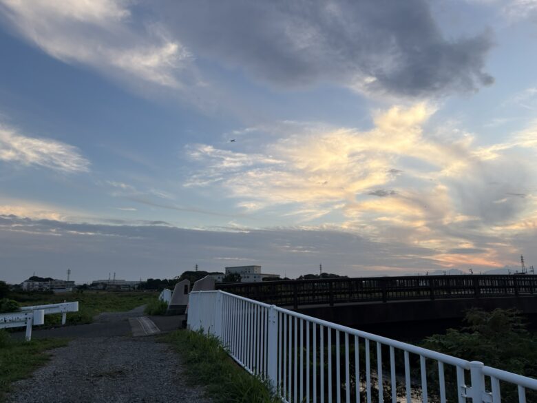 目久尻川沿い
